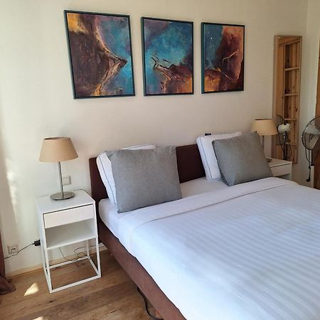 A B&B Amsterdam Bagian luar foto