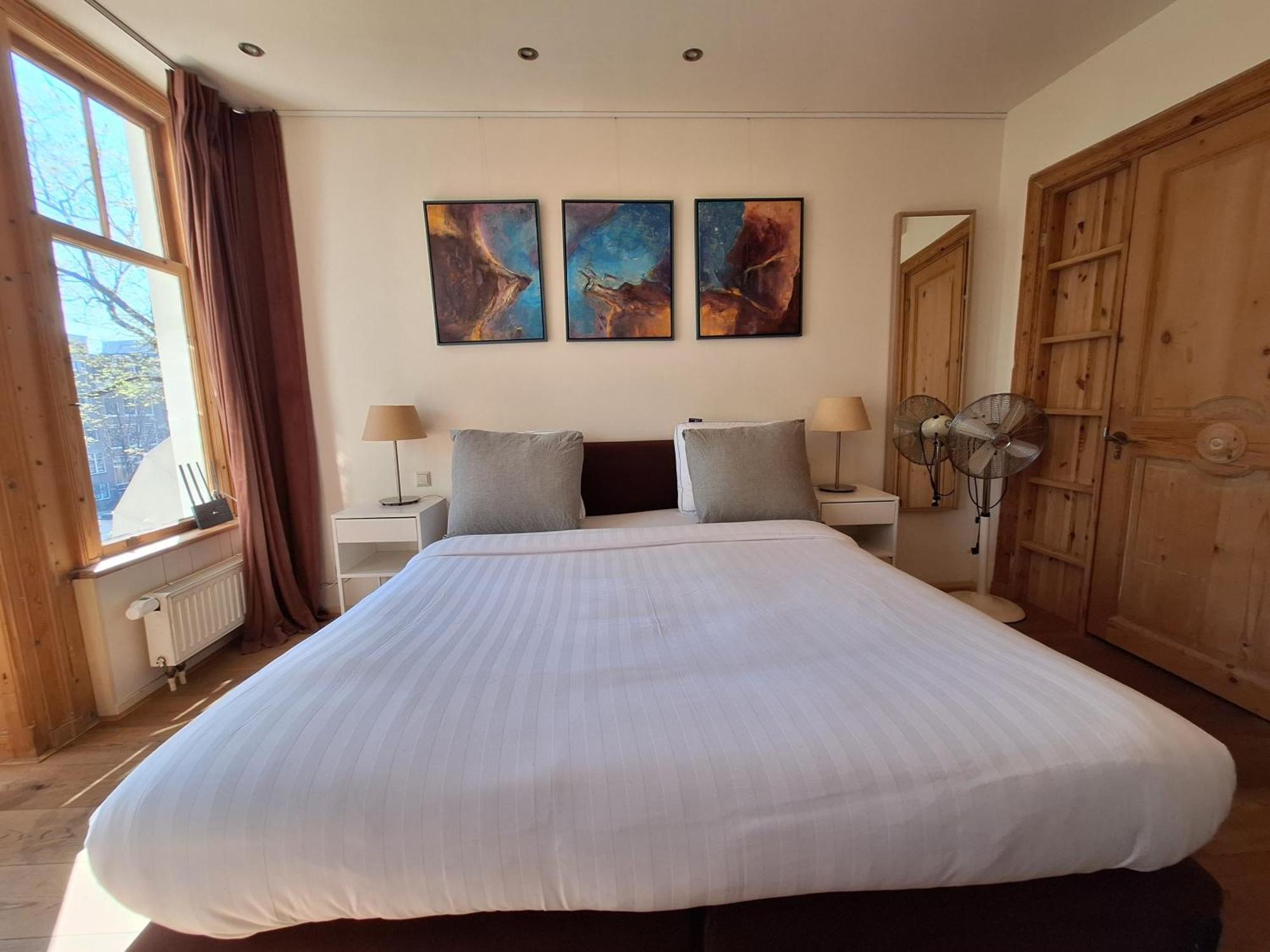 A B&B Amsterdam Bagian luar foto